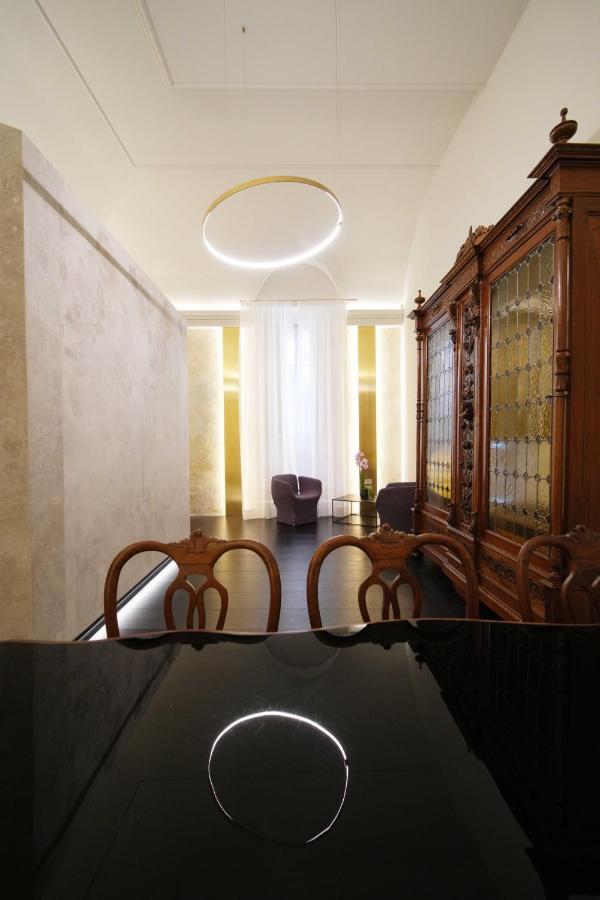 Palazzo Giusti Suites And Spa 乌尔比诺 外观 照片