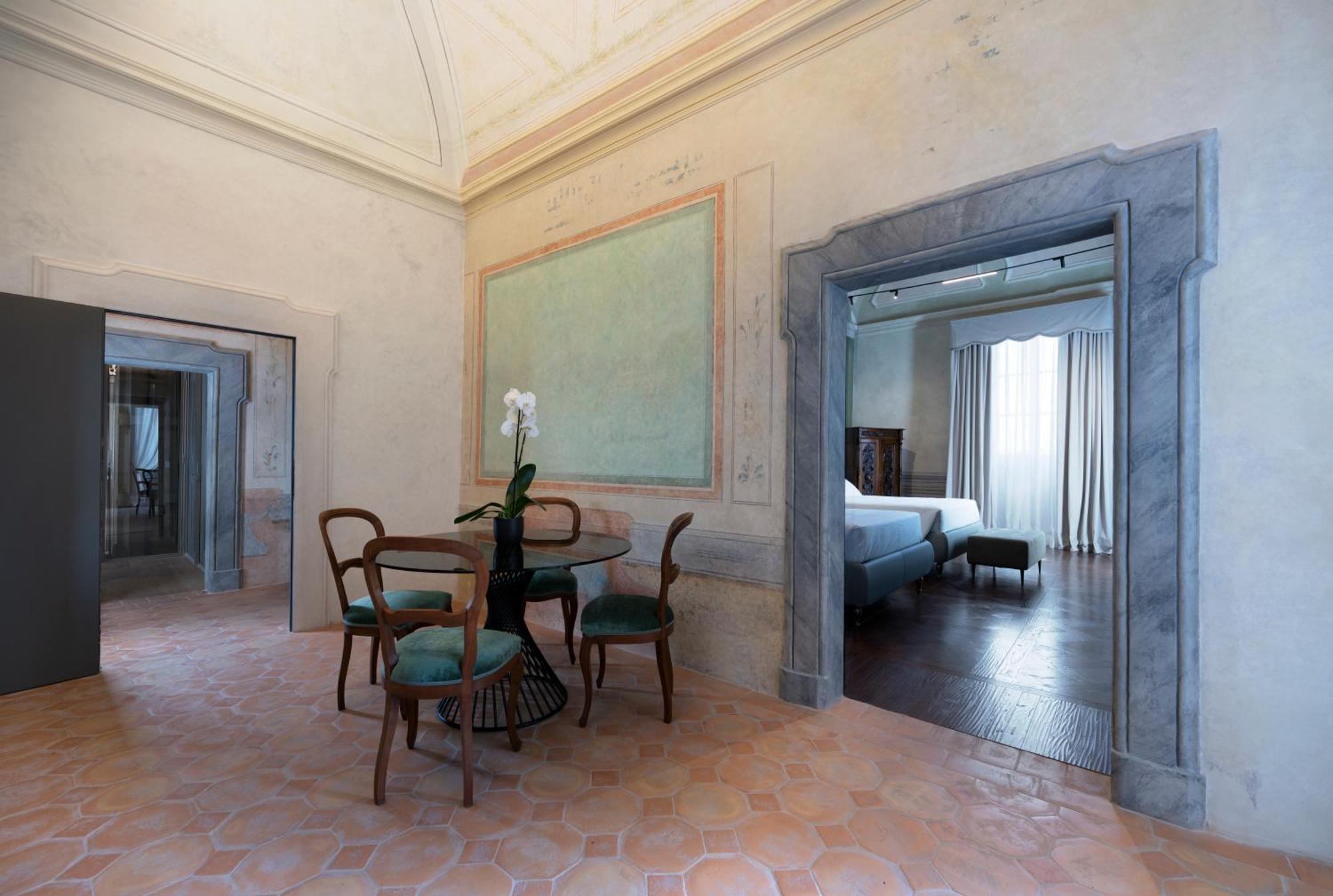 Palazzo Giusti Suites And Spa 乌尔比诺 外观 照片