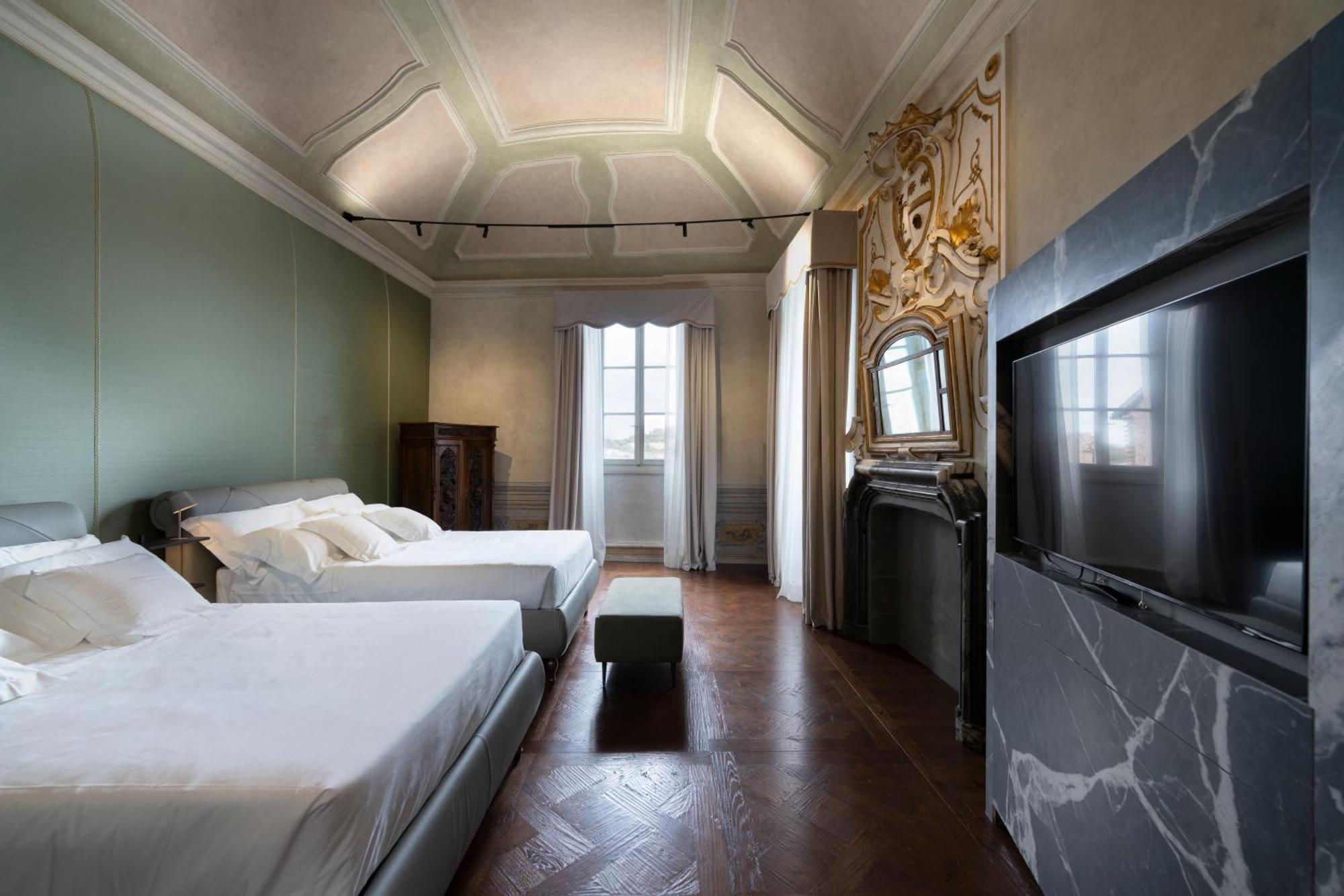 Palazzo Giusti Suites And Spa 乌尔比诺 外观 照片
