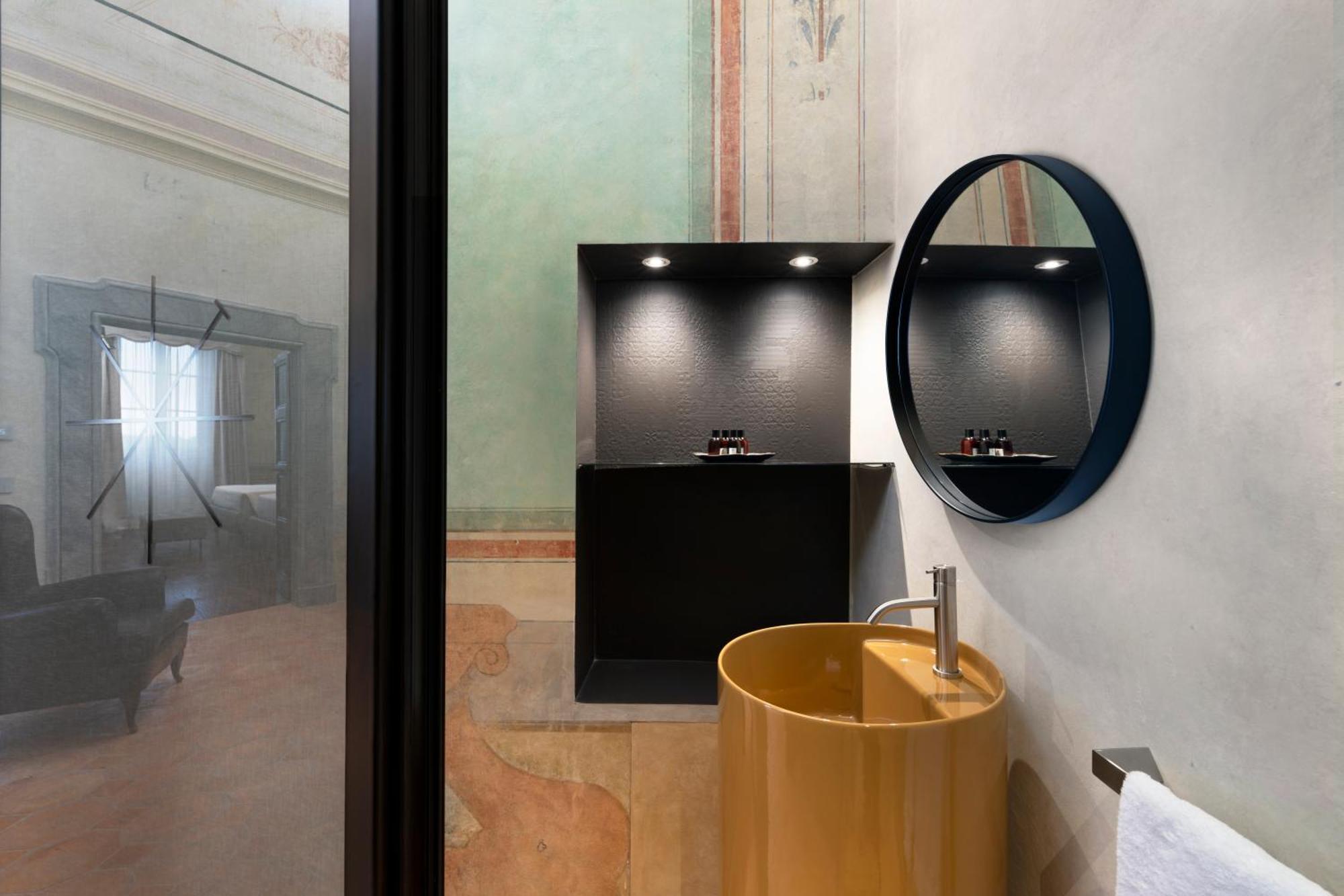 Palazzo Giusti Suites And Spa 乌尔比诺 外观 照片